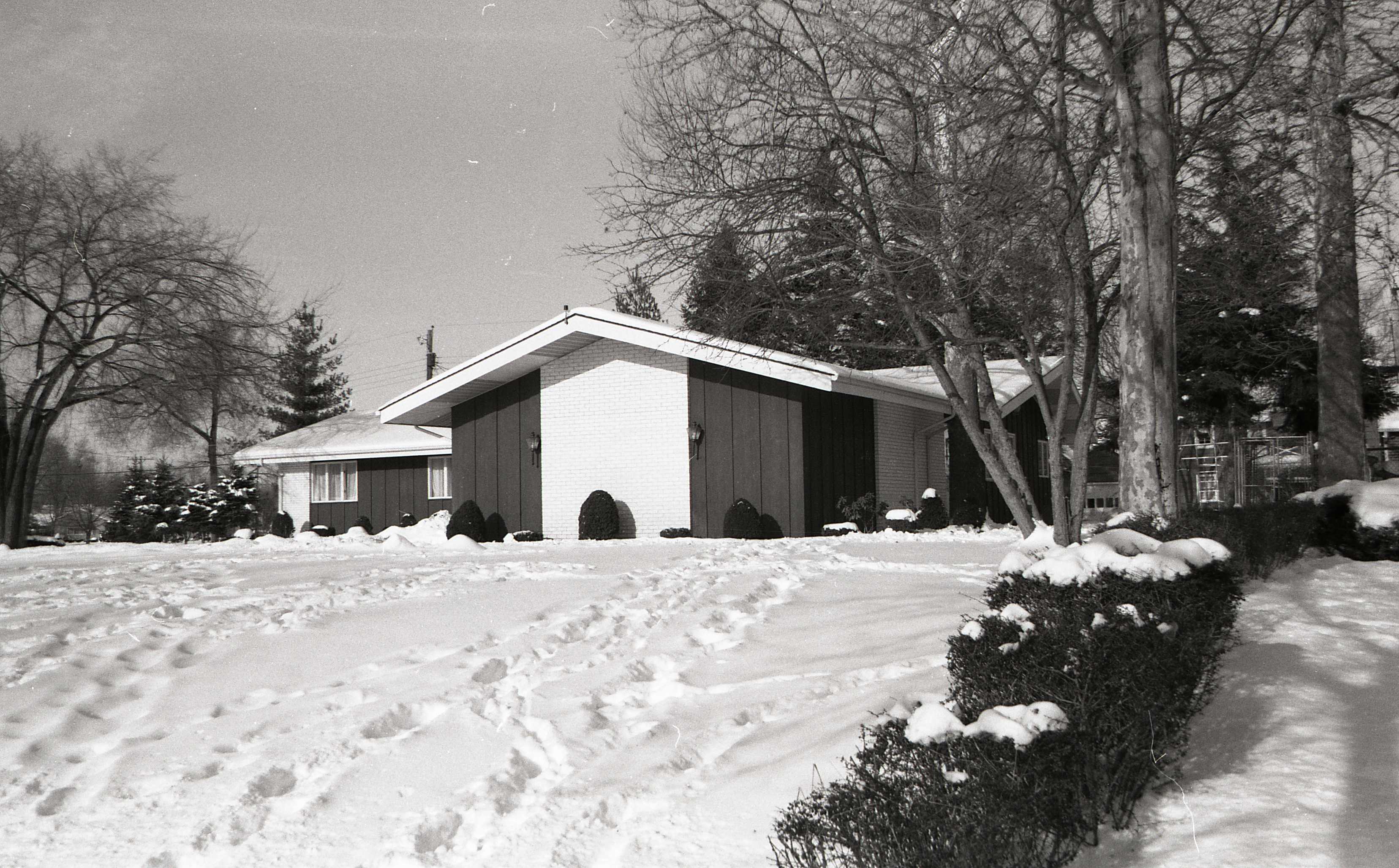 433 West North Shore Drive